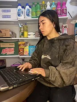 Snapshot of AMBERBUNNY_ chatting on 06-02-26, 10:59 AMBERBUNNY online show from 06-02-26, 10:59