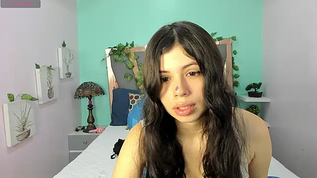 Snapshot of Sophie_Copers chatting on 04-09-26, 01:28 Sophie Copers online show from 04-09-26, 01:28