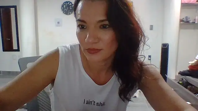 valery fitt online show from 06-17-26, 08:41