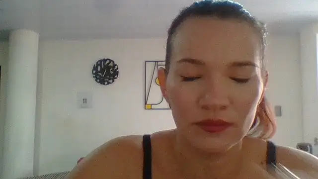 Snapshot of valery_fitt chatting on 06-09-26, 10:11 valery fitt online show from 06-09-26, 10:11