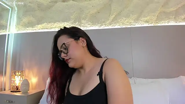 AlisonRoos online show from 04-10-26, 04:19