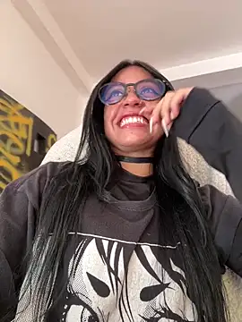 Kattze  online show from 04-09-26, 08:37