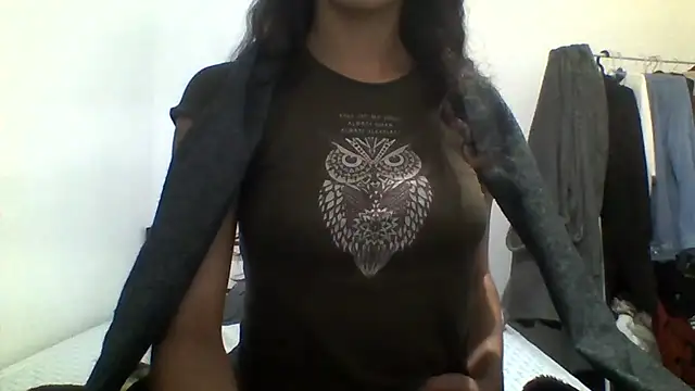 Snapshot of Lolakhaos chatting on 07-14-26, 05:23 Lolakhaos online show from 07-14-26, 05:23