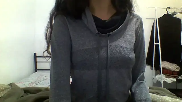 Snapshot of Lolakhaos chatting on 07-19-26, 04:54 Lolakhaos online show from 07-19-26, 04:54
