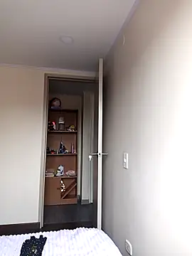 celeste beacker online show from 04-14-26, 06:13