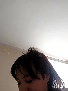 celeste beacker online show from 04-10-26, 07:10