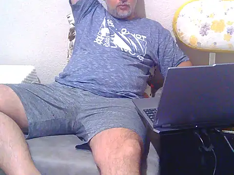 izmir serhat online show from 07-04-26, 11:42