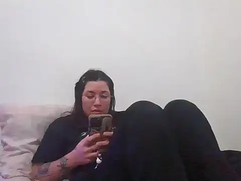 Snapshot of cherryxxox chatting on 04-26-26, 10:51 cherryxxox online show from 04-26-26, 10:51