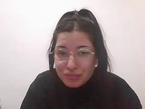 Snapshot of cherryxxox chatting on 04-27-26, 10:41 cherryxxox online show from 04-27-26, 10:41