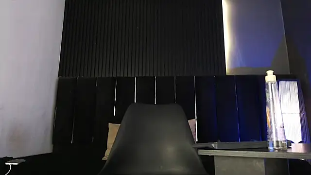 Logan Steel online show from 06-01-26, 06:13