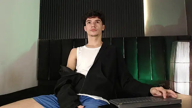 Logan Steel online show from 05-24-26, 04:01