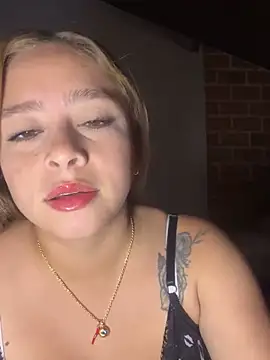 jade06  online show from 04-17-26, 08:00