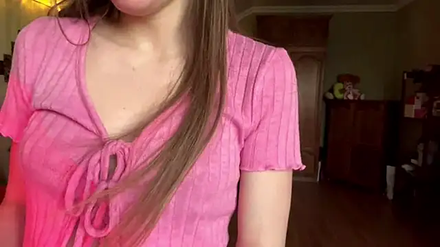Snapshot of BambiBlush chatting on 05-25-26, 02:49 BambiBlush online show from 05-25-26, 02:49