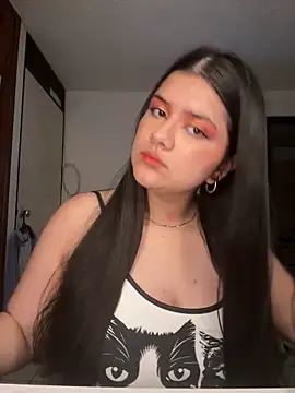 foxy gigi online show from 04-17-26, 05:43