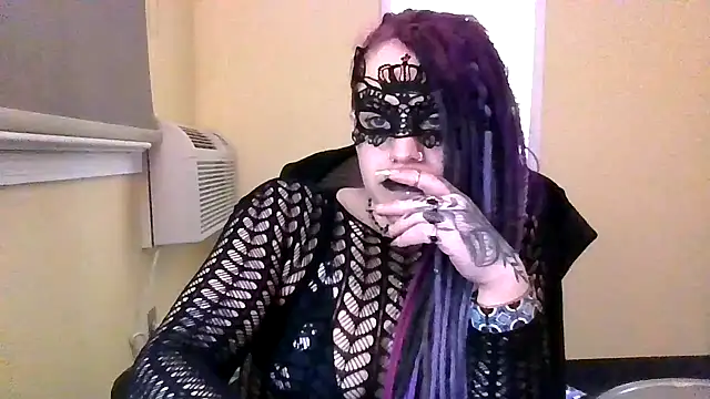 Snapshot of MistressSolena chatting on 05-04-26, 02:26 MistressSolena online show from 05-04-26, 02:26