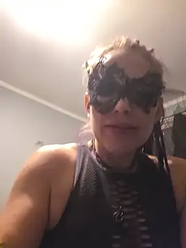 Snapshot of MistressSolena chatting on 06-19-26, 05:13 MistressSolena online show from 06-19-26, 05:13