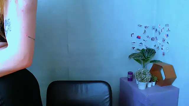 KassiaRayne  online show from 06-06-26, 03:01