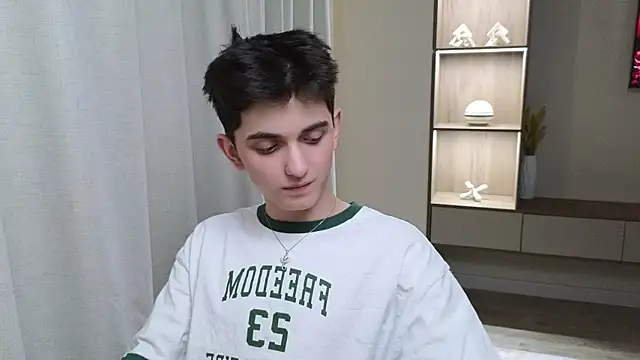 Snapshot of alexander_18_xxl chatting on 07-03-26, 03:40 alexander 18 xxl online show from 07-03-26, 03:40