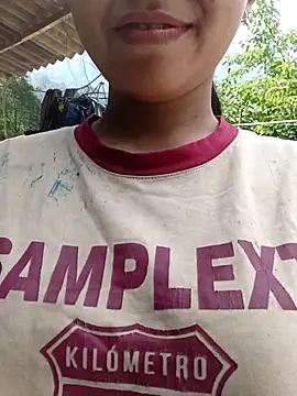 ross001 online show from 04-09-26, 03:19