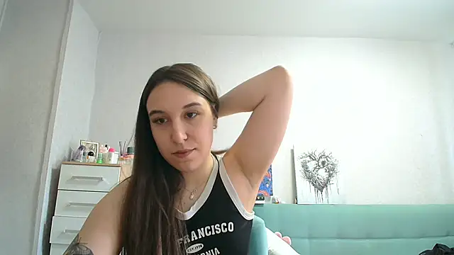 Snapshot of RiannaBrown chatting on 05-07-26, 03:55 RiannaBrown online show from 05-07-26, 03:55