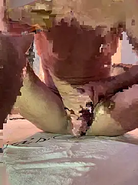 Pink-Tip-Bunny online show from 04-11-26, 12:09