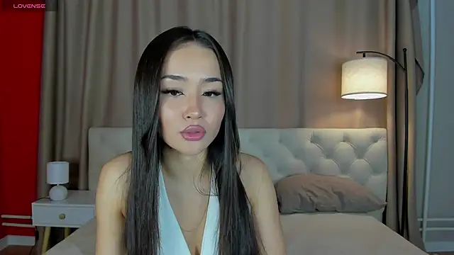 Snapshot of Riddle_Lay chatting on 05-28-26, 09:28 Riddle Lay online show from 05-28-26, 09:28
