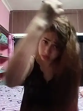 Snapshot of Hot_Soniya_08 chatting on 06-19-26, 02:01 Hot Soniya 08 online show from 06-19-26, 02:01