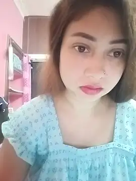 Snapshot of Hot_Soniya_08 chatting on 06-24-26, 08:35 Hot Soniya 08 online show from 06-24-26, 08:35