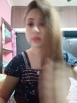 Snapshot of Hot_Soniya_08 chatting on 07-17-26, 08:55 Hot Soniya 08 online show from 07-17-26, 08:55