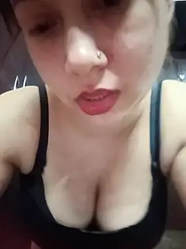 Snapshot of Hot_Soniya_08 chatting on 07-11-26, 05:02 Hot Soniya 08 online show from 07-11-26, 05:02