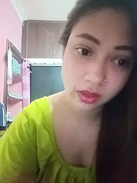 Snapshot of Hot_Soniya_08 chatting on 06-25-26, 05:05 Hot Soniya 08 online show from 06-25-26, 05:05