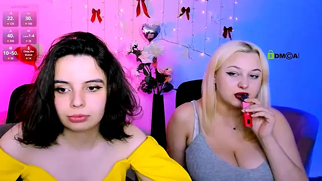 mia mooon  online show from 05-12-26, 12:55