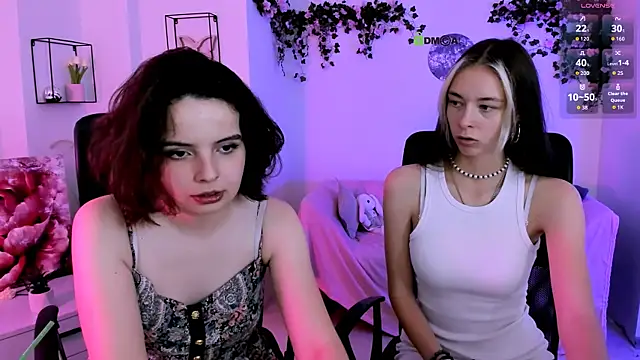 mia mooon  online show from 06-27-26, 12:22