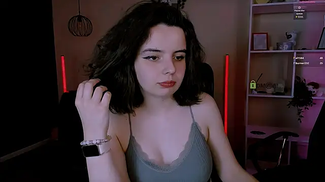 mia mooon  online show from 05-16-26, 10:36