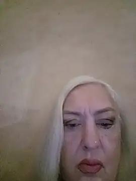Julia20X online show from 07-23-26, 08:44