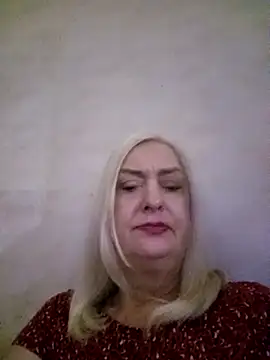 Snapshot of Julia20X chatting on 04-28-26, 10:03 Julia20X online show from 04-28-26, 10:03