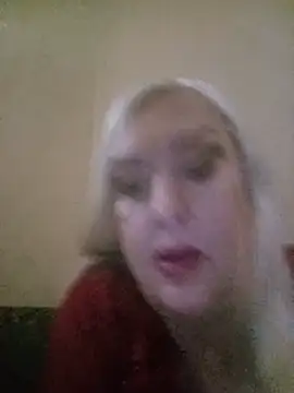 Snapshot of Julia20X chatting on 05-21-26, 10:23 Julia20X online show from 05-21-26, 10:23