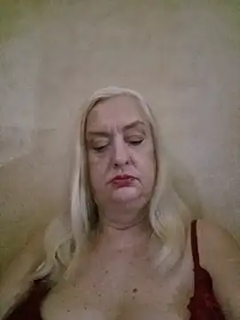 Julia20X online show from 07-10-26, 11:54