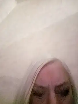 Snapshot of Julia20X chatting on 04-10-26, 06:26 Julia20X online show from 04-10-26, 06:26