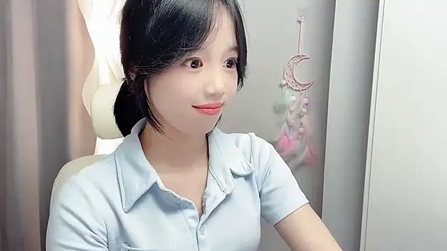Xiaoqing00 online show from 06-07-26, 12:10