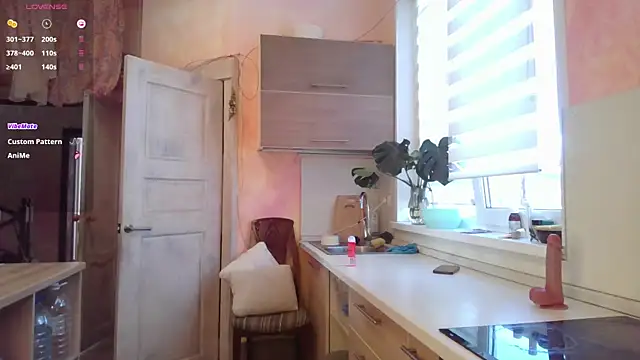 Snapshot of Allice_Honey chatting on 06-07-26, 01:38 Allice Honey online show from 06-07-26, 01:38