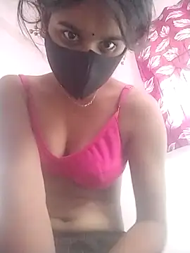 Snapshot of Shaniya03 chatting on 05-13-26, 04:41 Shaniya03 online show from 05-13-26, 04:41