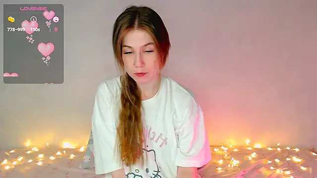 Snapshot of kira_cozy chatting on 07-02-26, 07:58 kira cozy online show from 07-02-26, 07:58