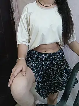 Snapshot of Baby-Doll_ chatting on 05-20-26, 04:09 Baby-Doll online show from 05-20-26, 04:09