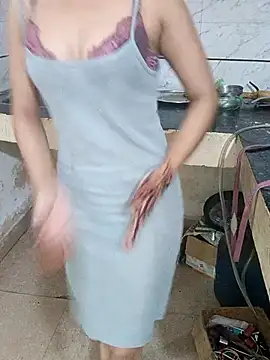 Snapshot of Baby-Doll_ chatting on 05-29-26, 04:40 Baby-Doll online show from 05-29-26, 04:40