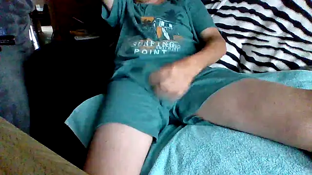 Snapshot of Beseb2 chatting on 05-10-26, 05:55 Beseb2 online show from 05-10-26, 05:55