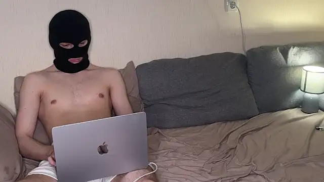 Snapshot of HotBabyCouple_ chatting on 05-03-26, 04:39 HotBabyCouple online show from 05-03-26, 04:39