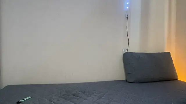 Snapshot of HotBabyCouple_ chatting on 06-05-26, 05:23 HotBabyCouple online show from 06-05-26, 05:23
