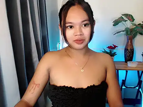 Snapshot of naomi_scarlet chatting on 04-10-26, 05:31 naomi scarlet online show from 04-10-26, 05:31