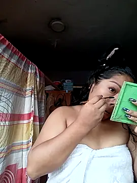 gatita2303 online show from 04-09-26, 10:05